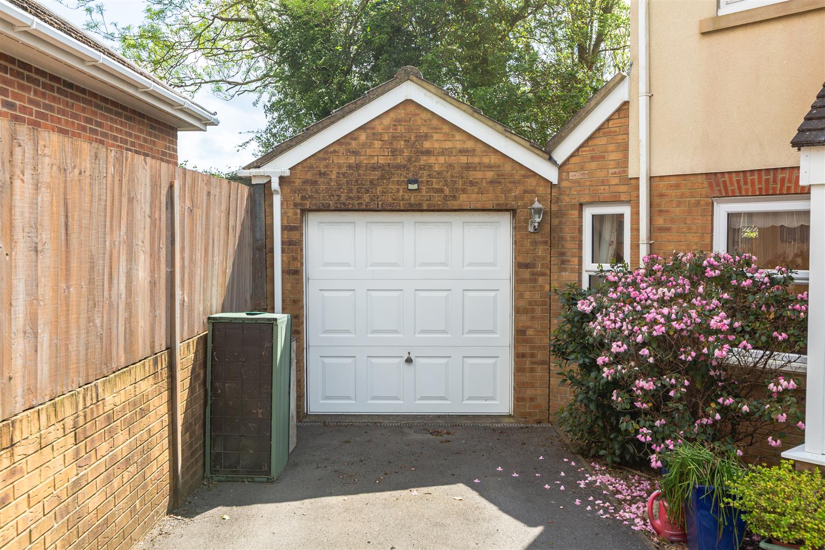 Fronhaul, Llanelli, SA14 8LF